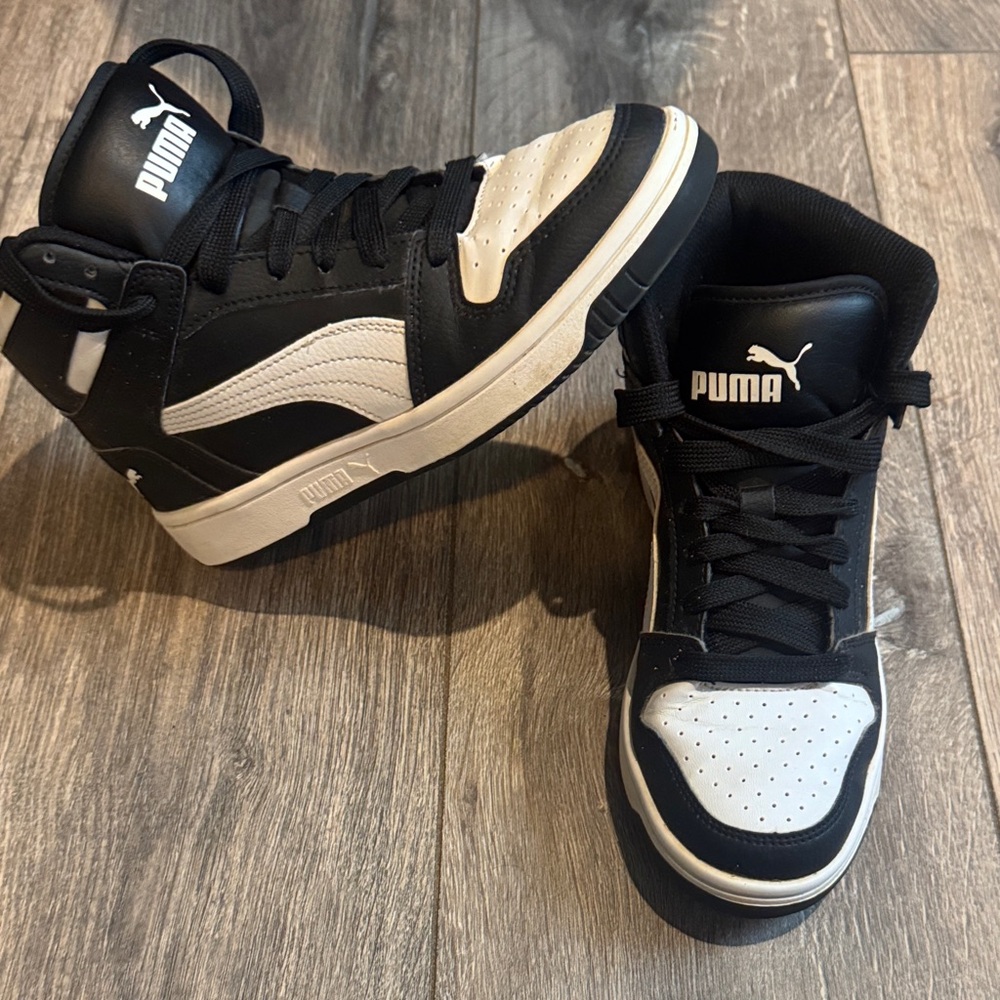 Boy’s Puma Black and White Sneakers